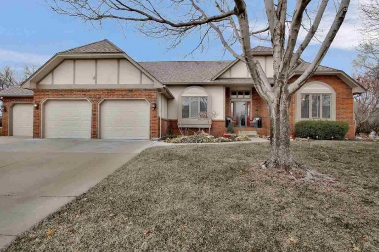 We Buy Houses in Wichita, Kansas! Call (855) 741-4848 Today For Your CASH Offer!